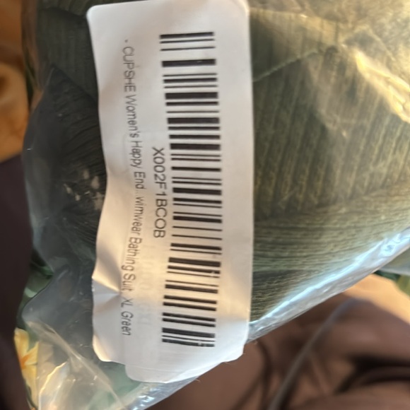 CUPSHE Women's One Piece Ruffle Wrap Textured Beach Swimsuit - Picture 5 of 6